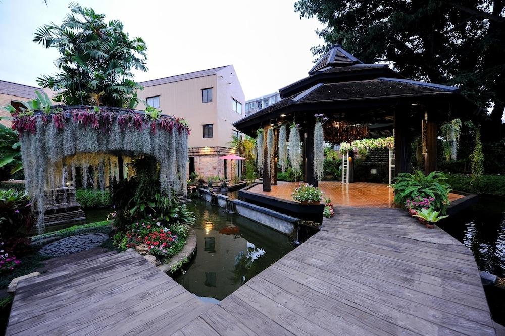 Holiday Garden Hotel & Resort Sha Extra Plus Csiangmaj Kültér fotó
